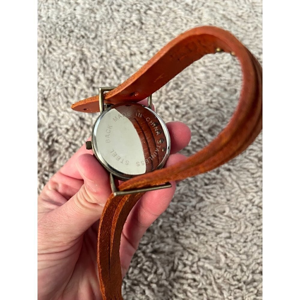 Watch - Picture 4 of 5